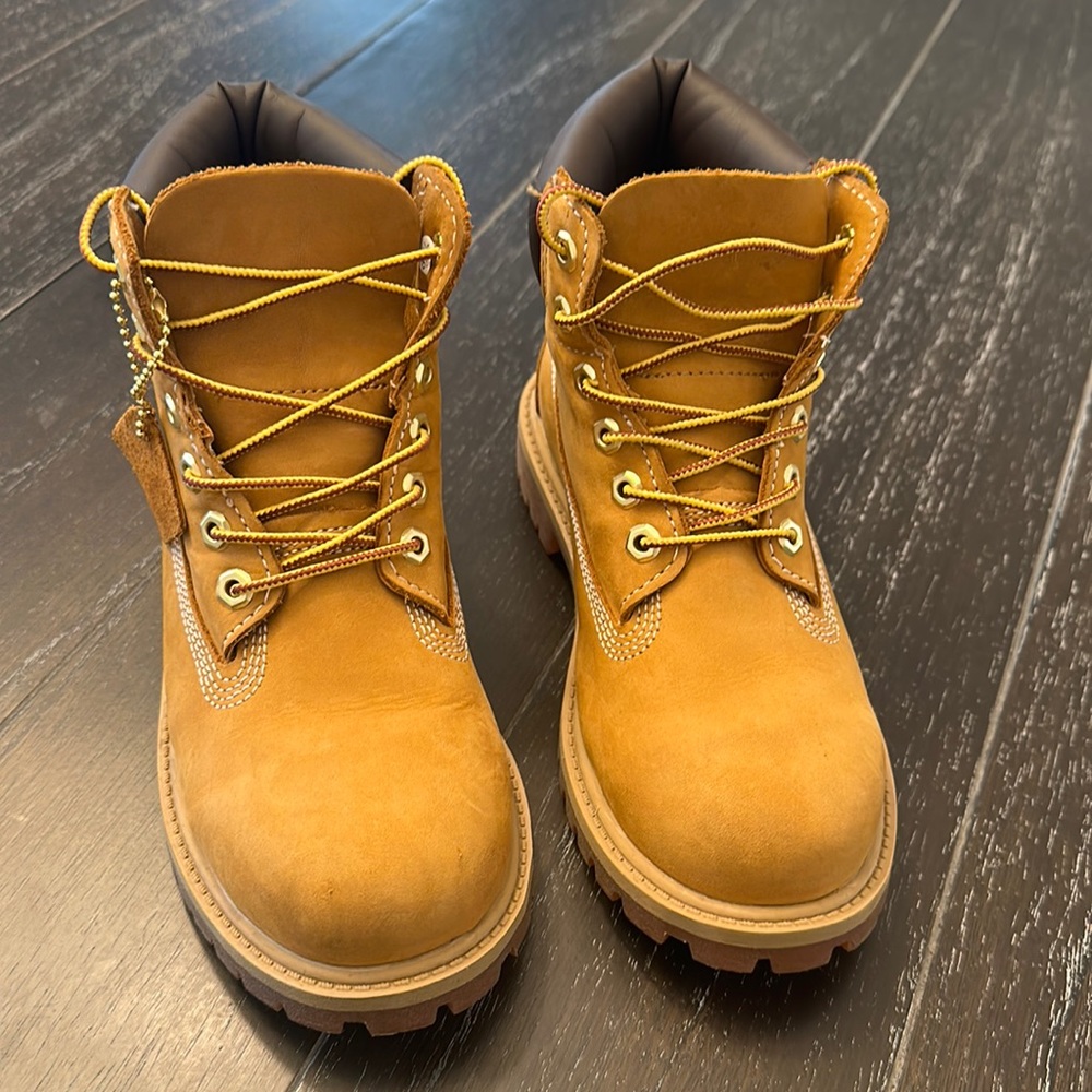 Timberland Boot - Picture 2 of 8